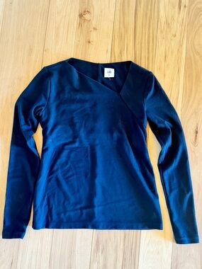 Cabi Black Long-Sleeve V-Neck Top